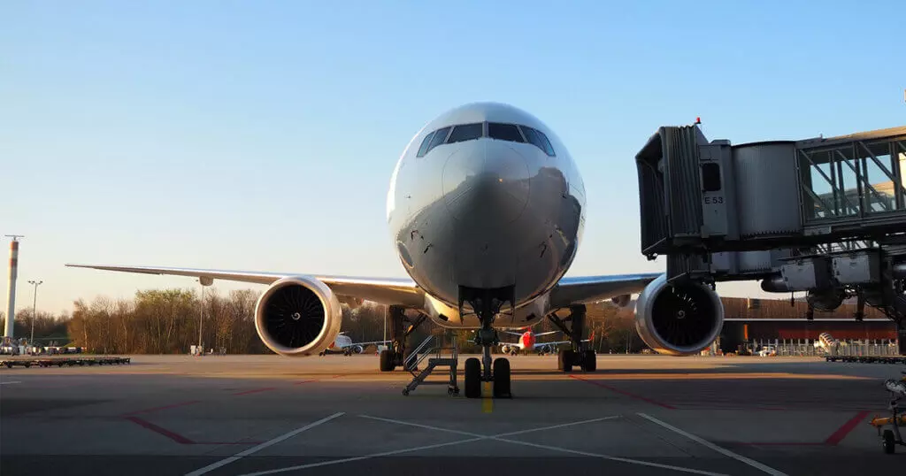 Avicomm Air Hero Background